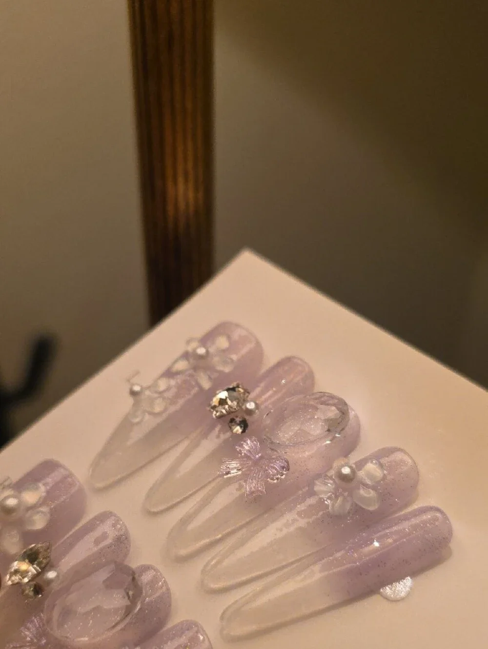 Delicate Lavender Pearl 3D Press-On Nails - Size Large